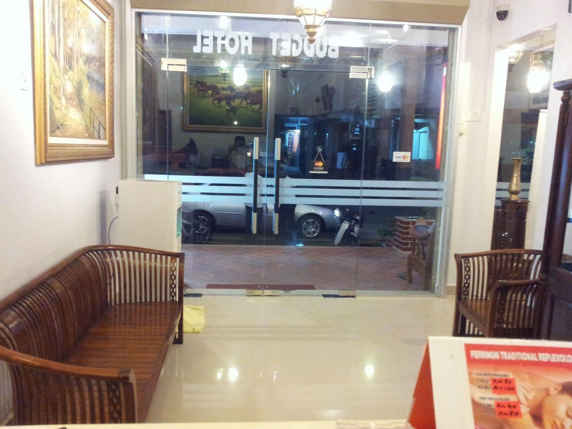 퍼링히 허리테이지 버짓 호텔 바투 페링기 외부 사진
